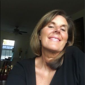 Meet your Posher, Debra